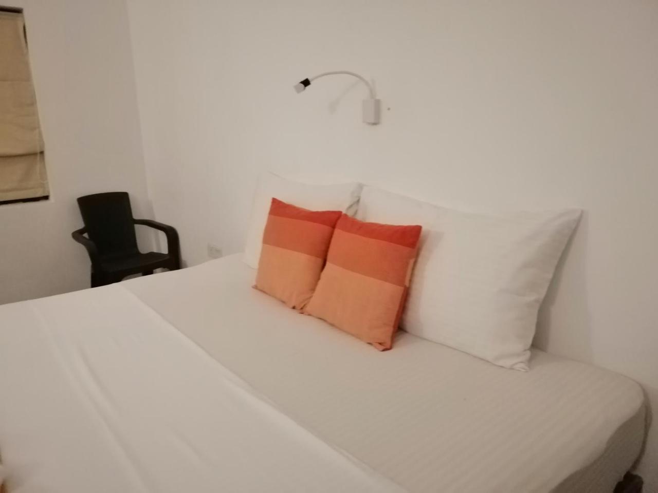 Apartmán Kutumbaya Anuradhápura Exteriér fotografie